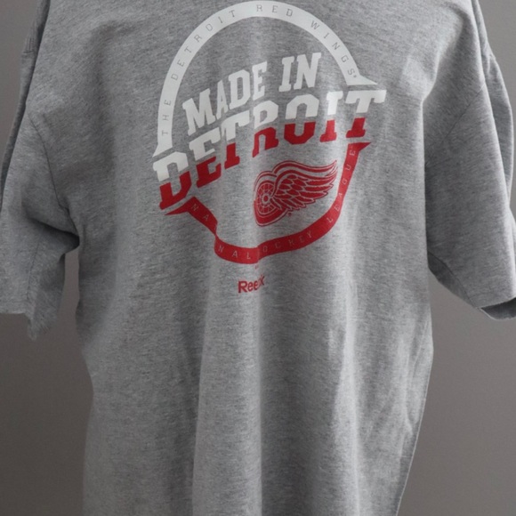 Mens XL Short Sleeve Detroit Red Wings Made In Detroit Shirt - Picture 2 of 5